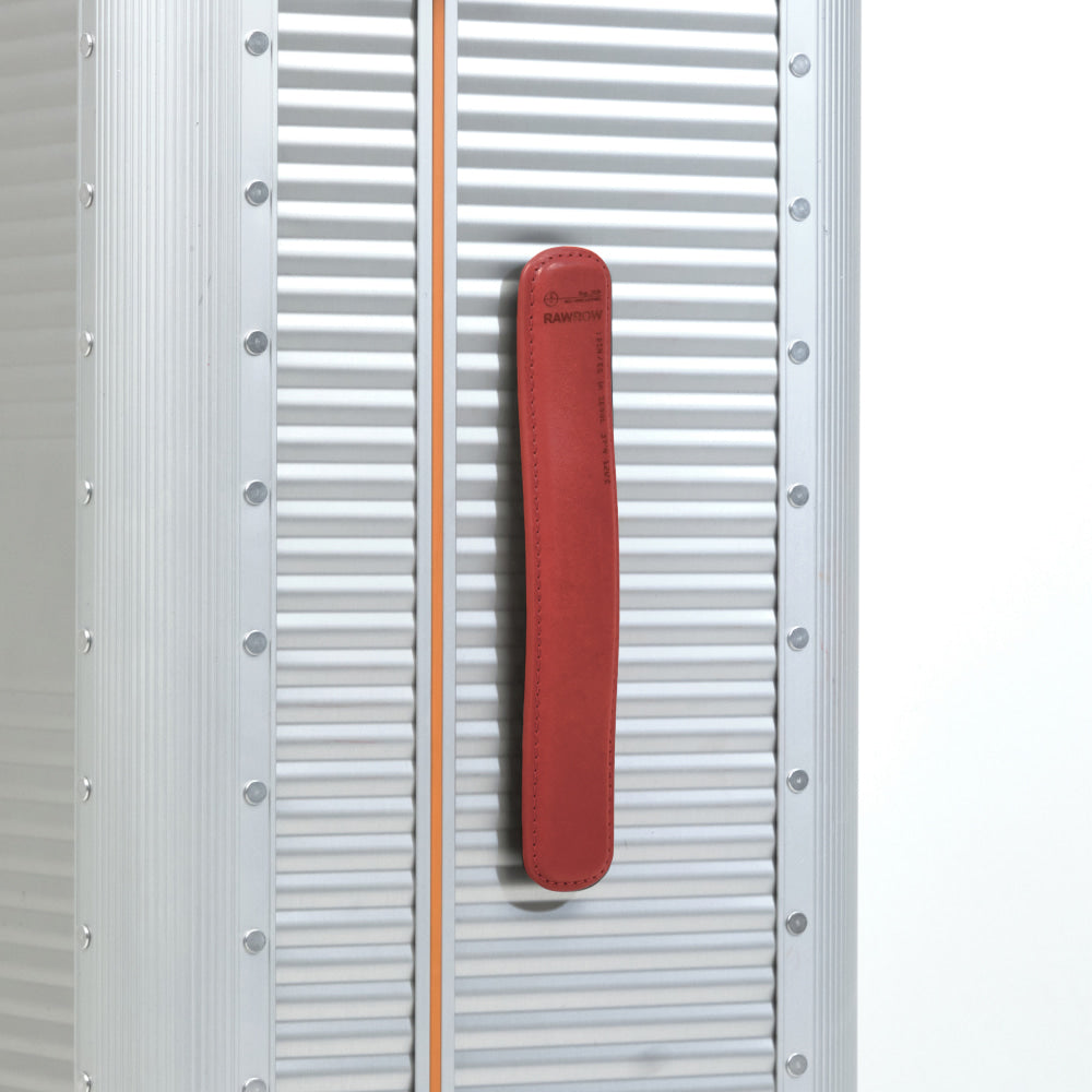 R TRUNK SIDE HANDLE LEATHER 930 - RAWROW