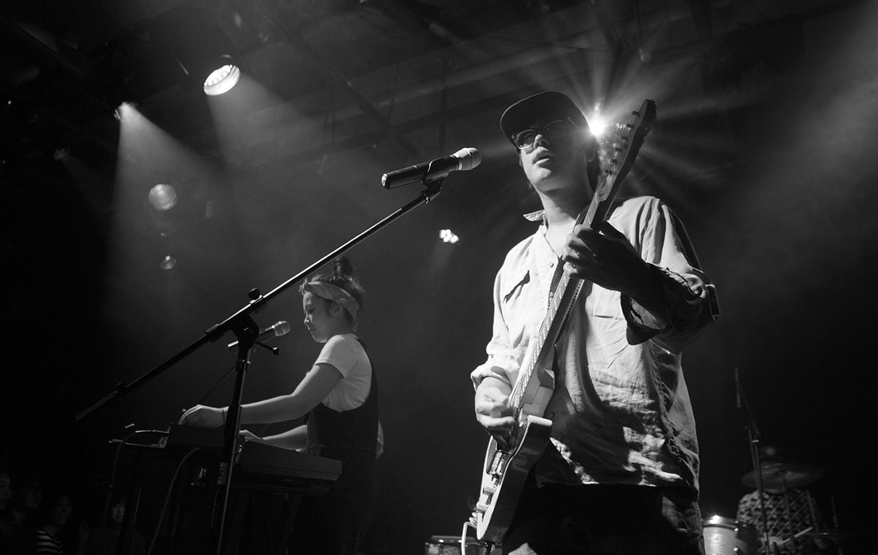 vol.14 Standing Workers with [MUSICIAN]