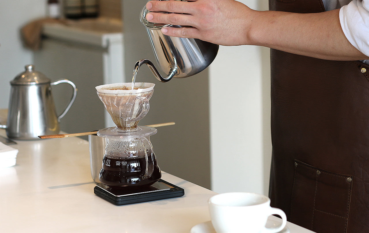 vol.24 Standing Workers with [Dukes Coffee, Lee Gang Min]